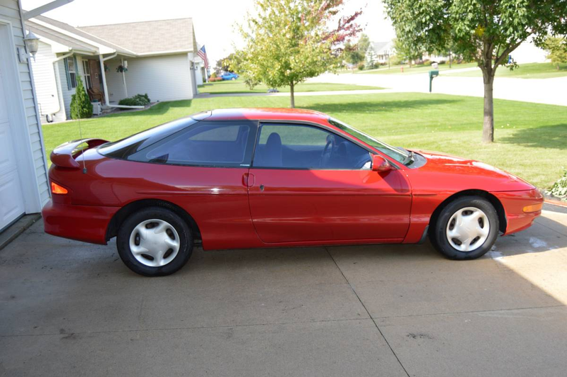 Illustration for article titled For $600, Could This 1994 Ford Probe Be Your Lockless Monster?